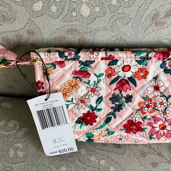 NWT Vera Bradley Trapeze Cosmetic Pouch Set of 2/Prairie Paisley Pattern - Picture 9 of 12